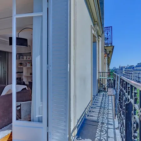 Chic Flat 10 Mins From Arc De Triomphe פריז